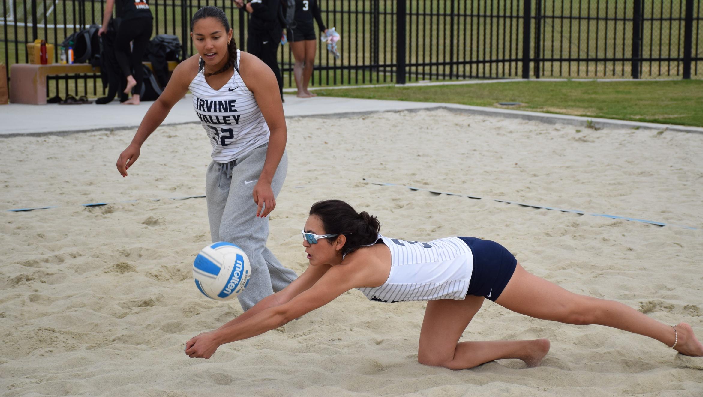 Beach volleyball team wins fourth and fifth straight matches