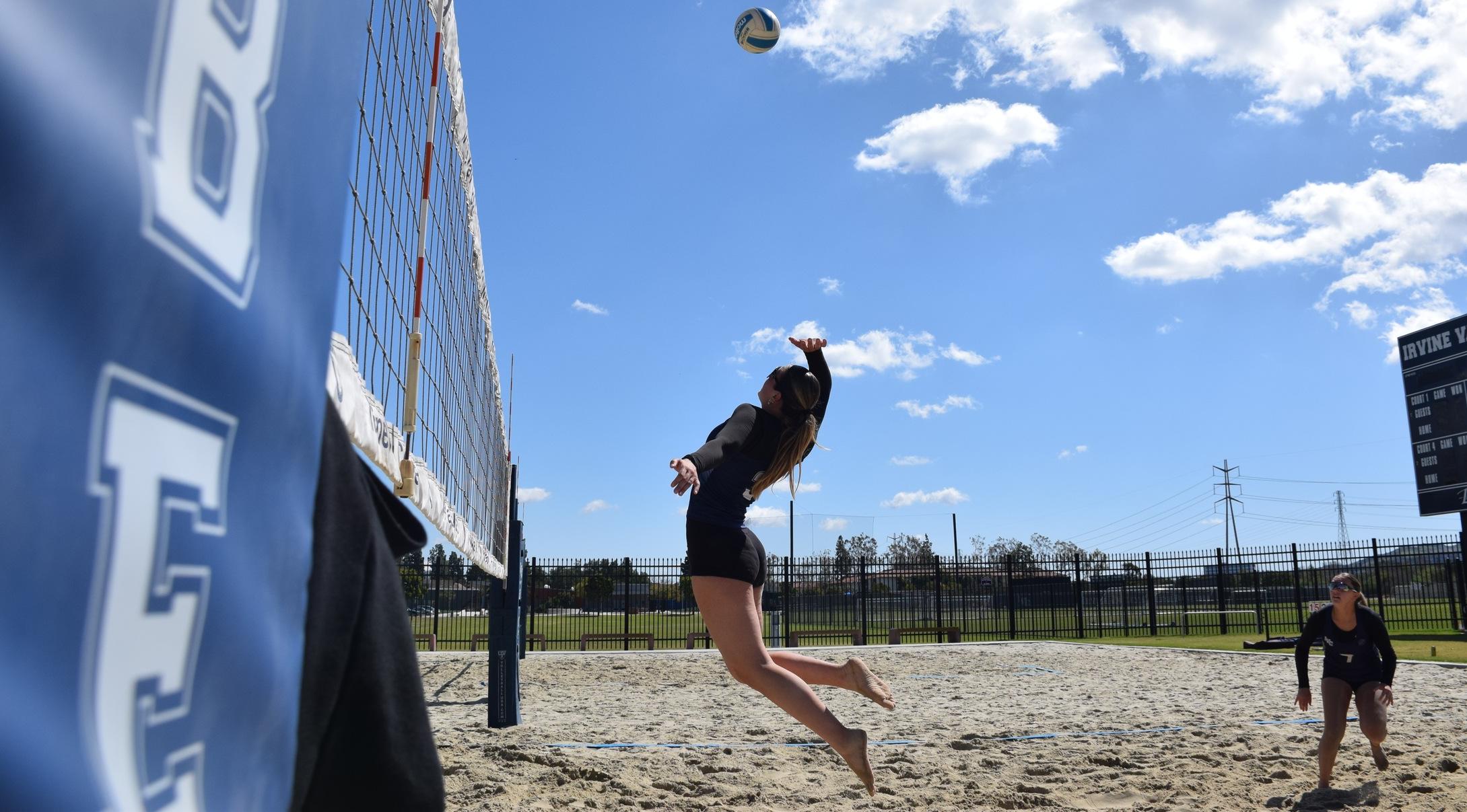 Women's volleyball team drops two matches at IVC on Saturday