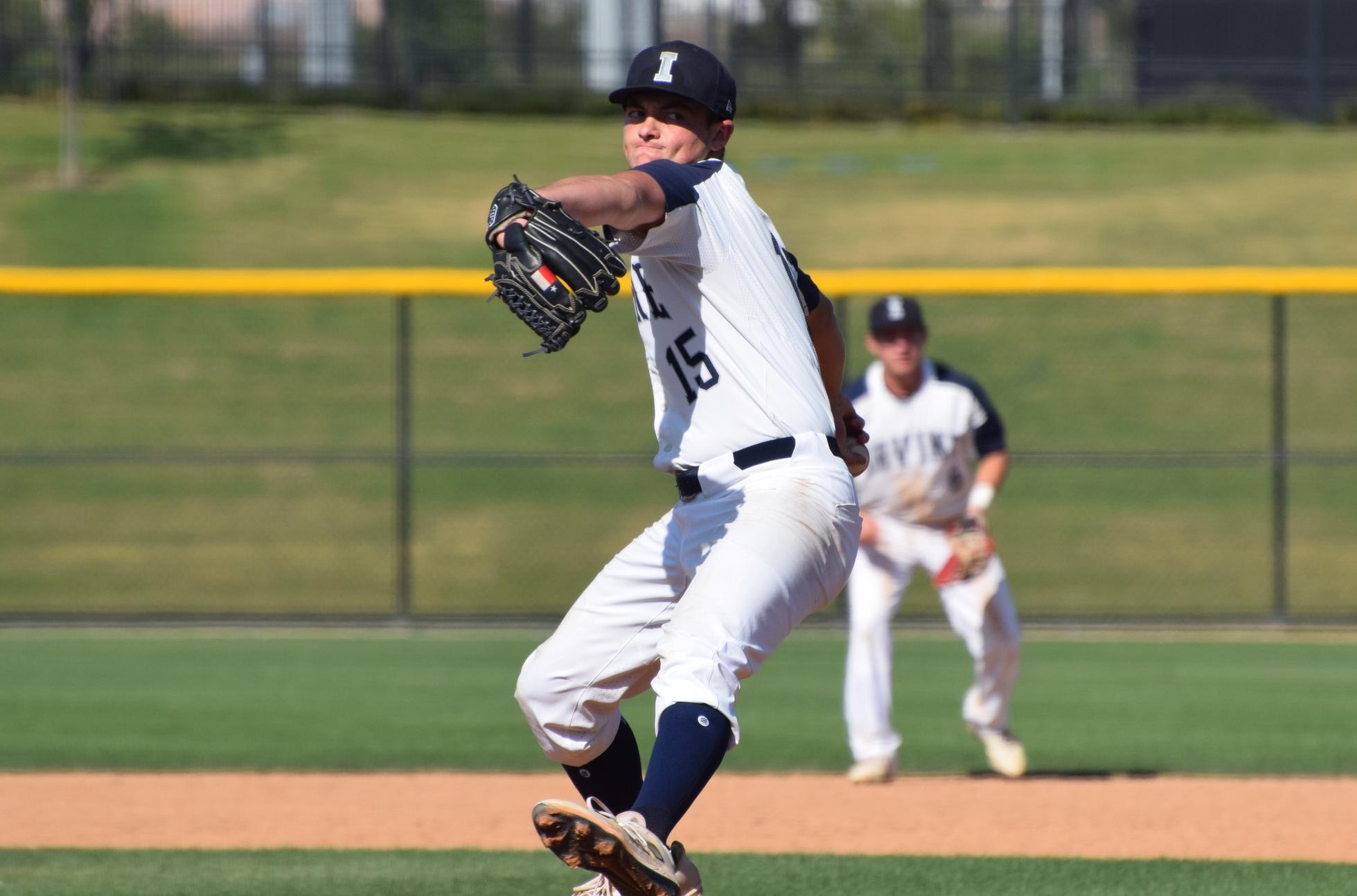 Baseball team wins wild game to even things with Saddleback