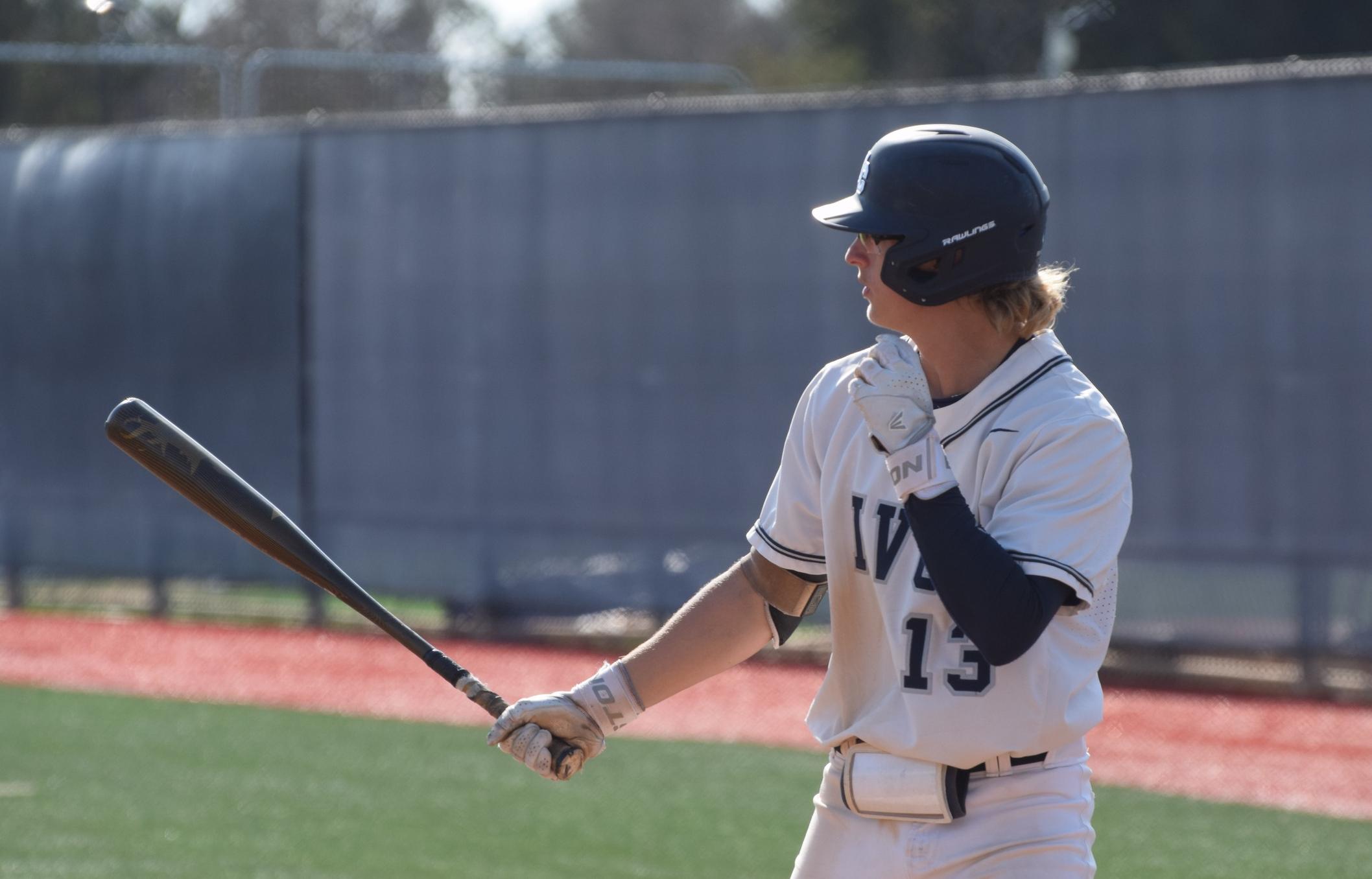 Baseball team drops second straight, falls to LA Valley at home