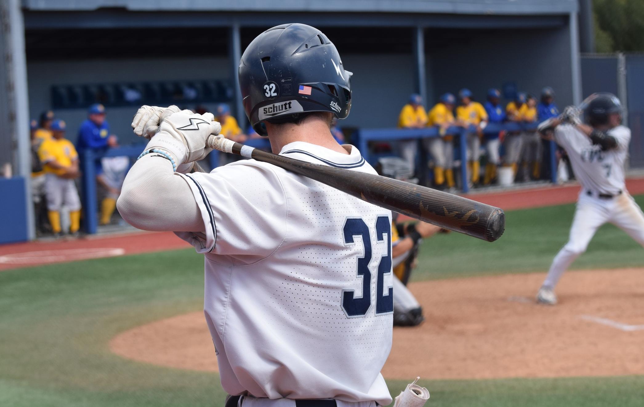 Baseball team drops spring break home game to LA Harbor