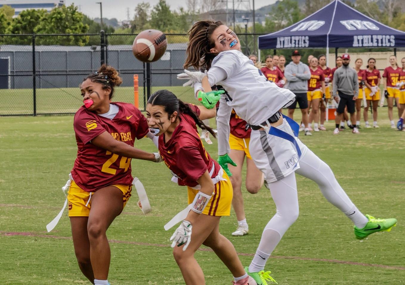 Flag football 2025 opener photo gallery by Jesus Martinez