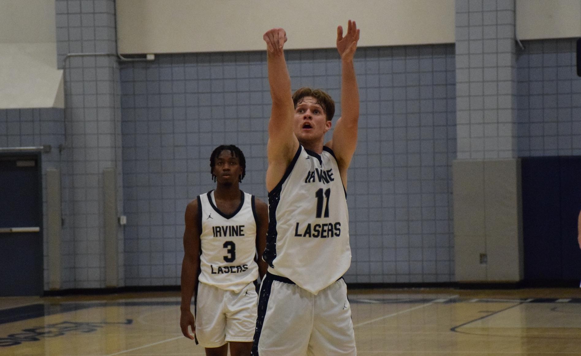 Swizek's 21 points and tough team defense lead to victory