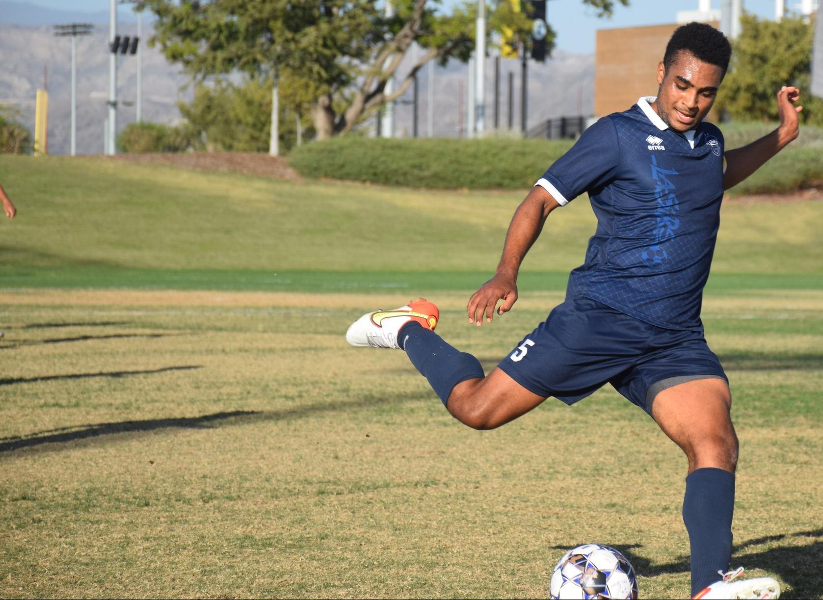 Men's soccer team rallies to pick up, 2-2, tie at Golden West