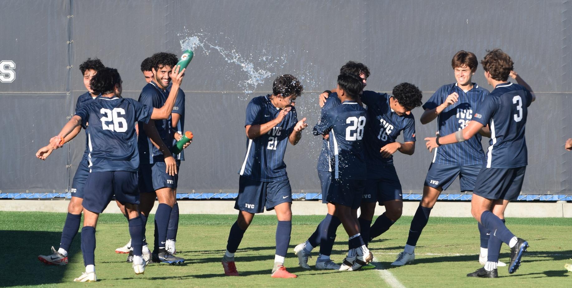 Men's soccer team pulls away late in 3-0 OEC win over Cypress
