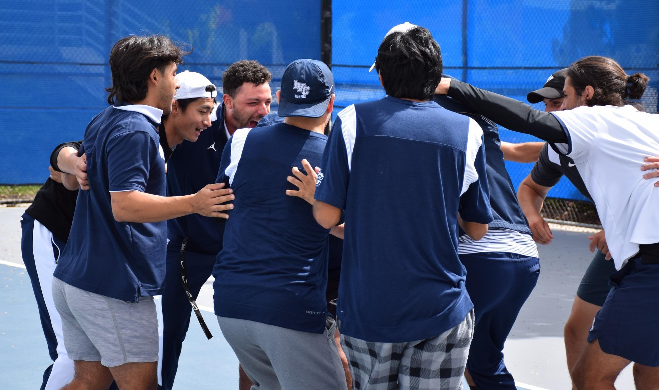 Tennis team set to take on Bakersfield in Dual Team Regionals