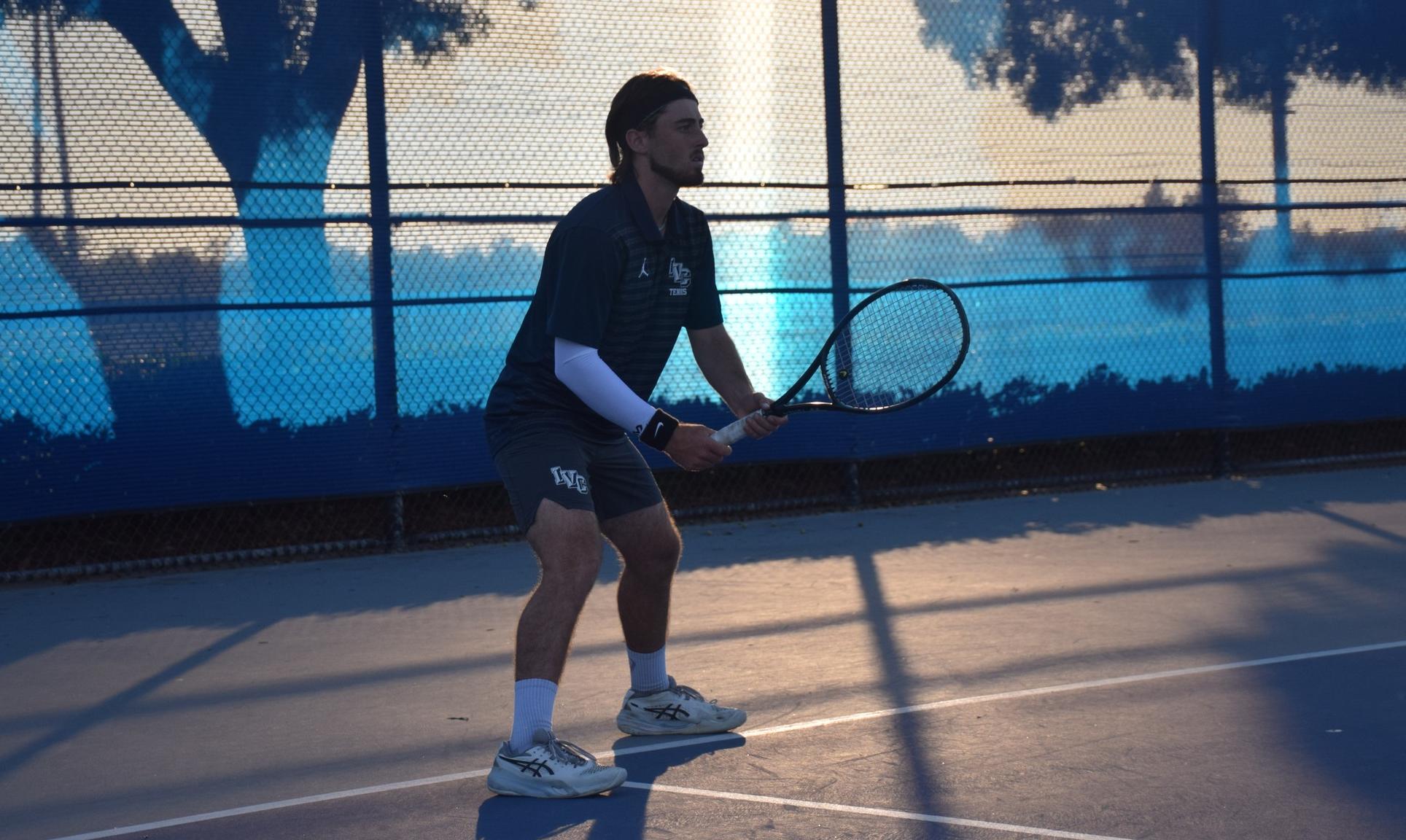 Men's tennis conference clinching photo gallery (Mar. 20)