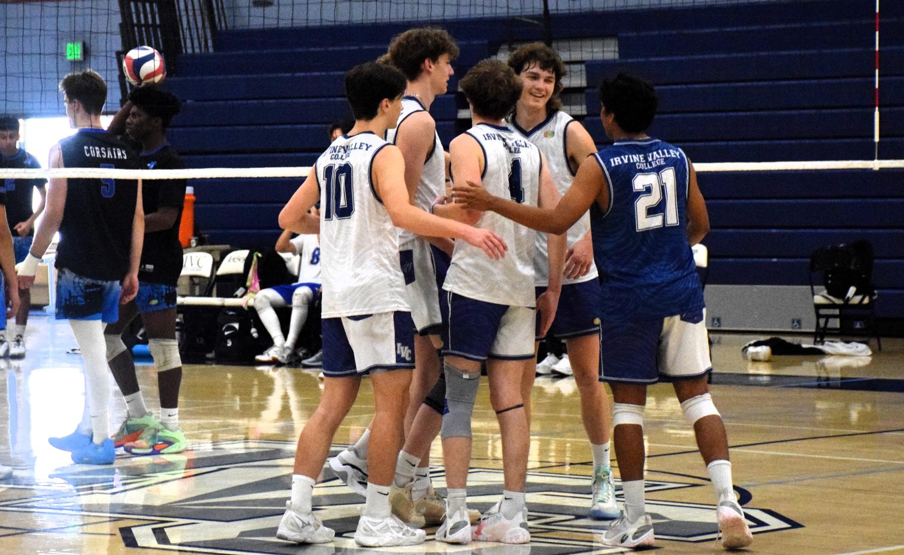 Men's volleyball team takes important match at Miramar