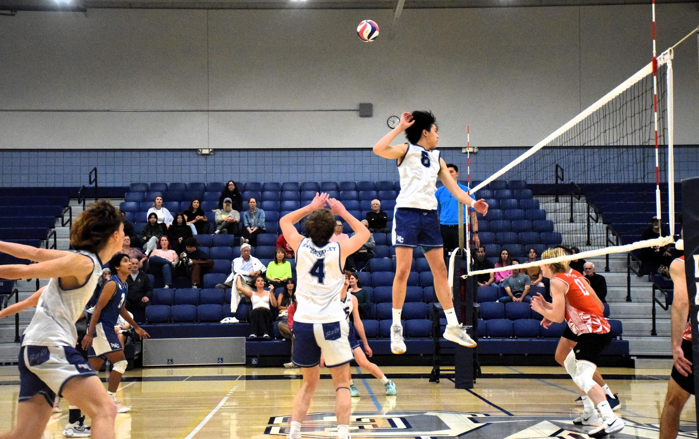 Volleyball team makes it two in a row, sweeps Palomar