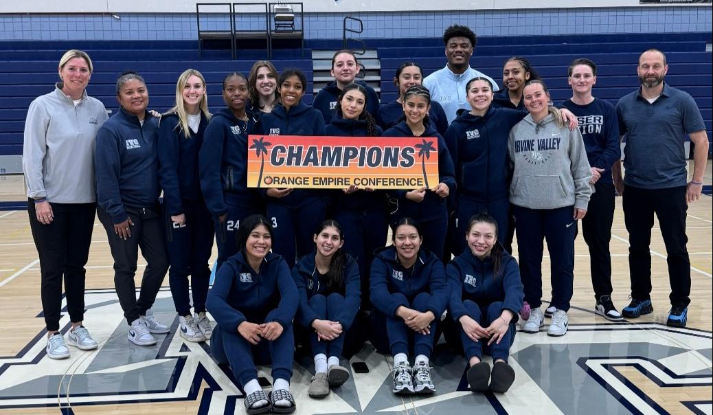 Women's basketball team, coach Claire Gocke earn OEC title