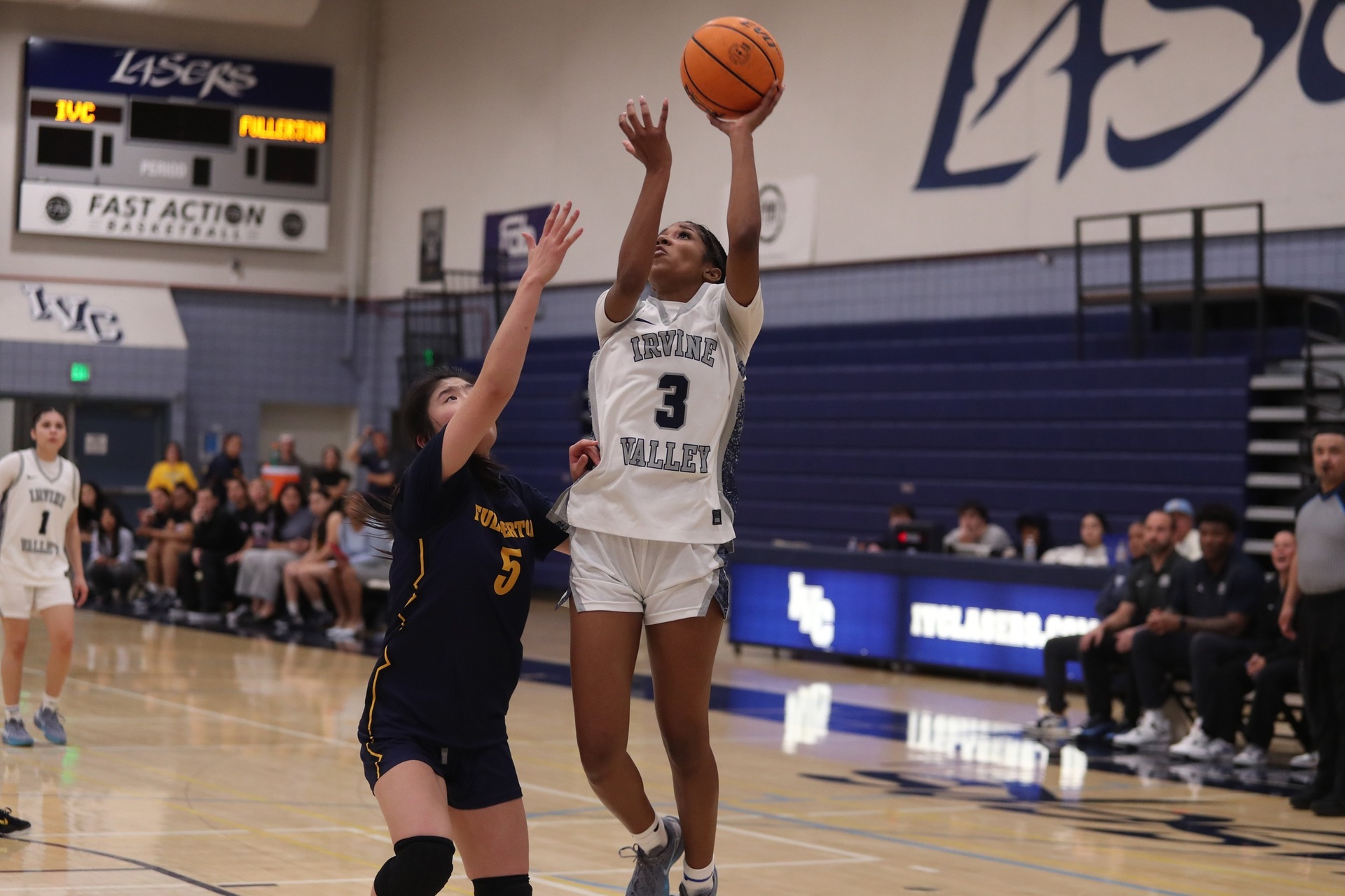 Four Top Seeds Advance In Women's Basketball Regional Final