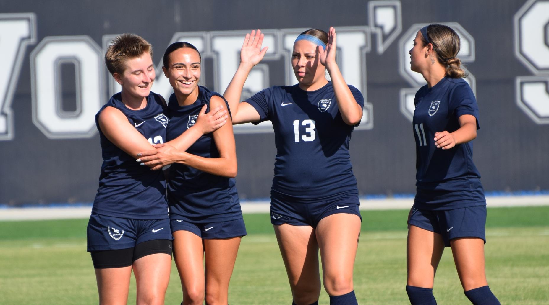 Women's soccer team earns shutout victory at Grossmont