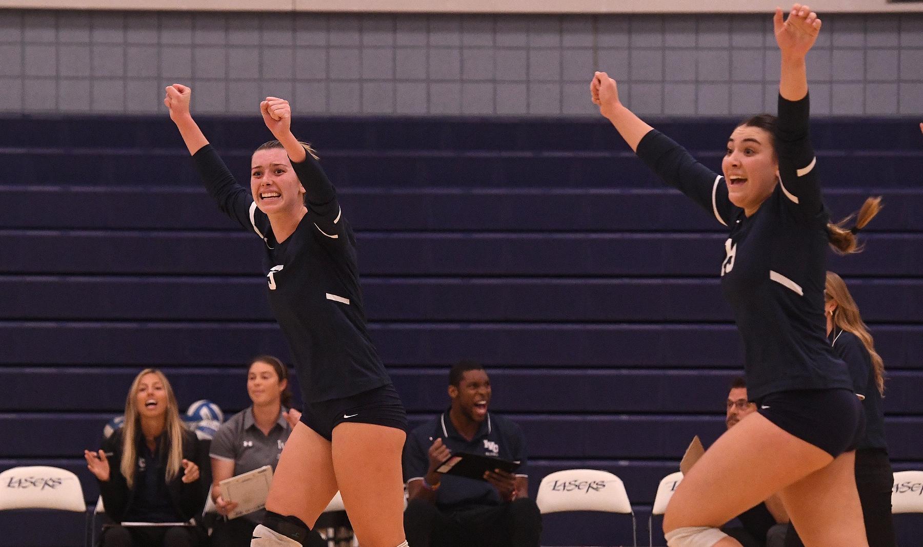 Volleyball team headed to state after hard-fought, five-set win