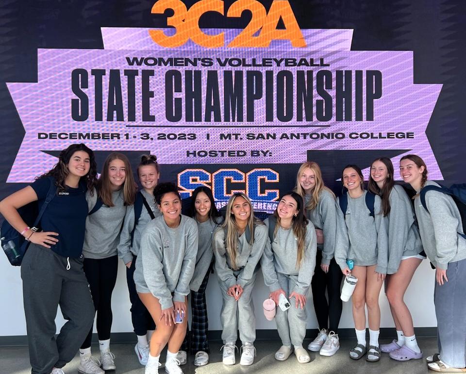 Women's volleyball team opens state against Delta Friday